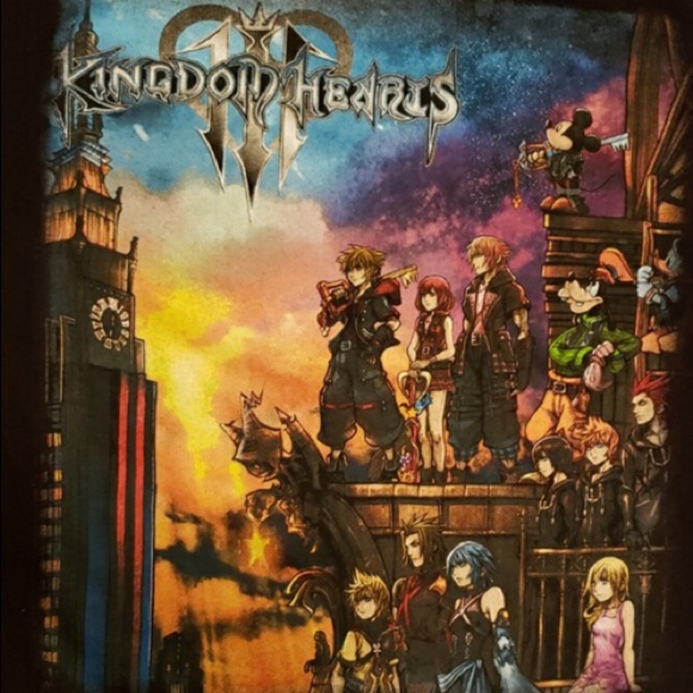 Hot topic kingdom hearts 3 shirt